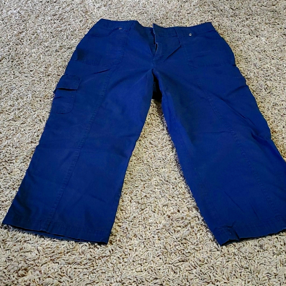 Capri pants
